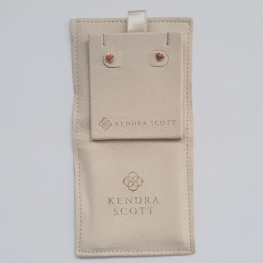 NWOT Kendra Scott 14k yellow gold Madeline earrings in ruby - Picture 2 of 2